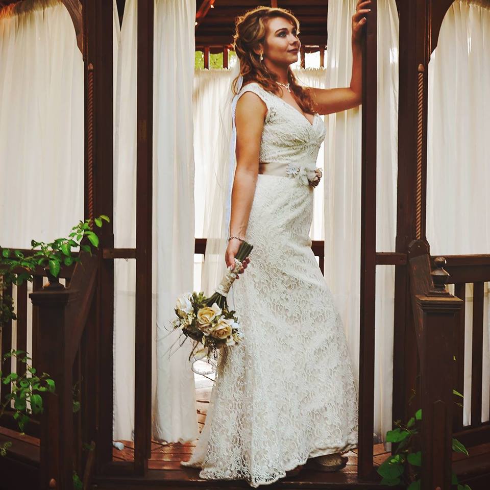 photo by Holly Grace Photography